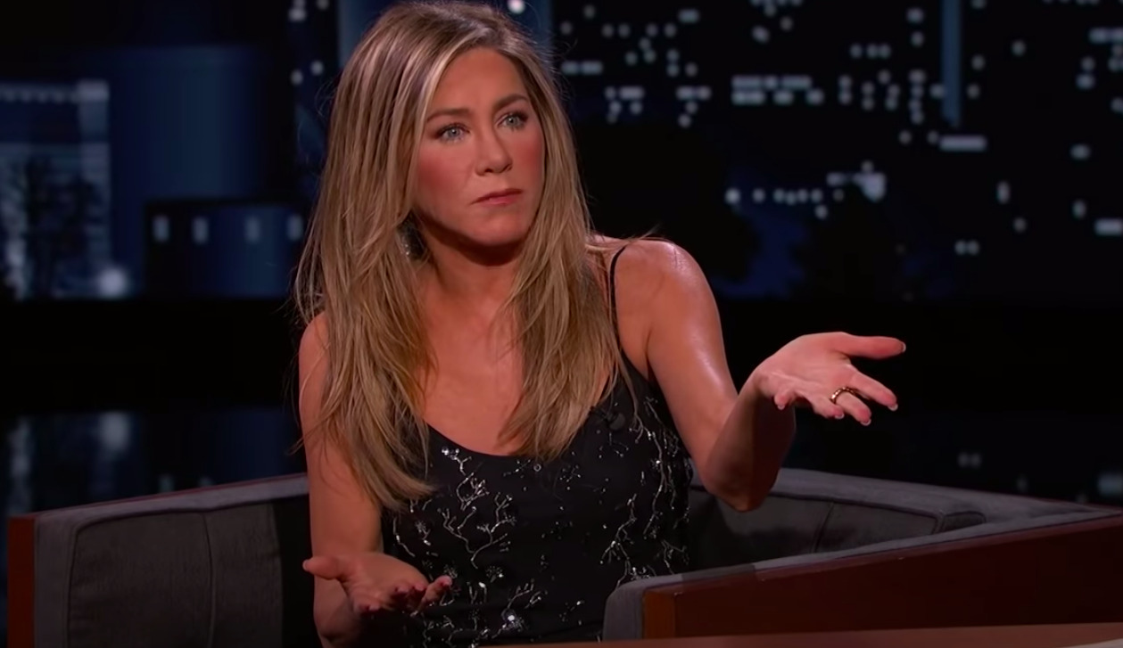 Jennifer Aniston Reveals Whats Shes Looking For In A Relationship 