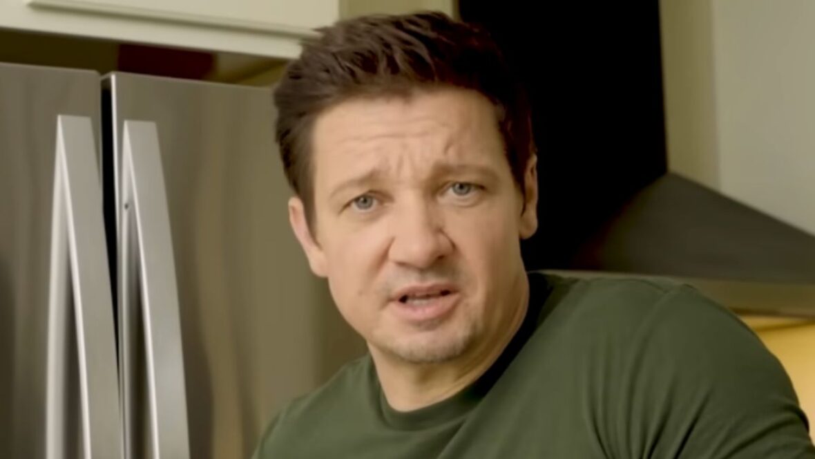 Find Out The Heartwarming Message Jeremy Renner Signed To His Family When He Regained Consciousness After Snowplow Accident
